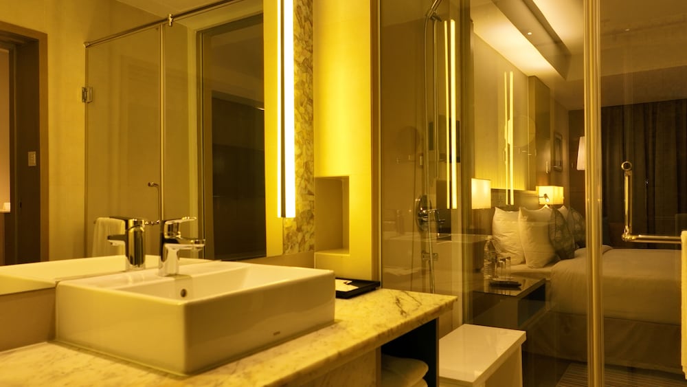 Gokulam Grand Hotel
