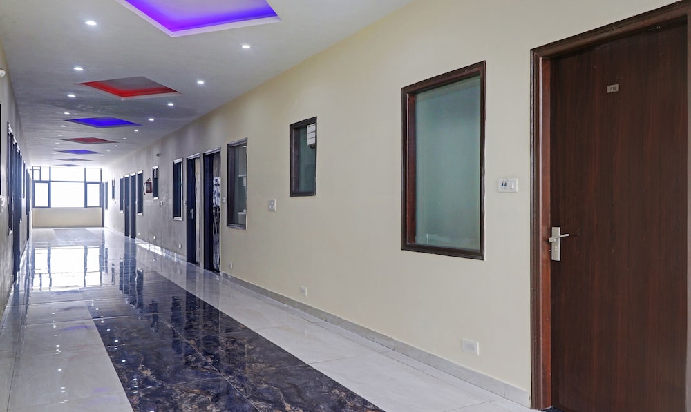 Hotel Albie Stay Inn	