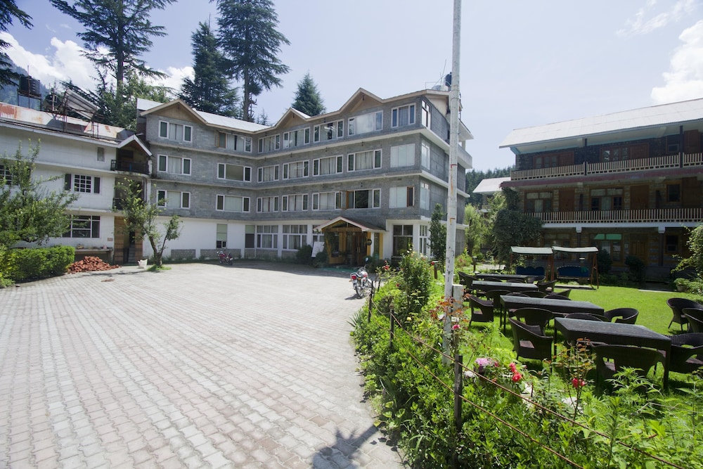 OYO 1537 Hotel Highland