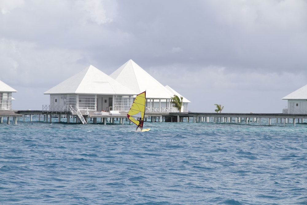 Diamonds Athuruga Maldives Resort & Spa