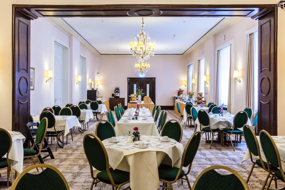 Hotel Monopol