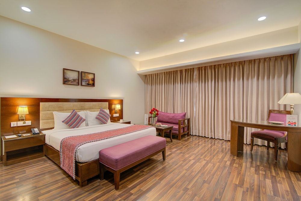 Hotel Home In Amrik