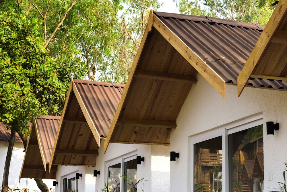 White Wood Resort by Stone Wood Hotel