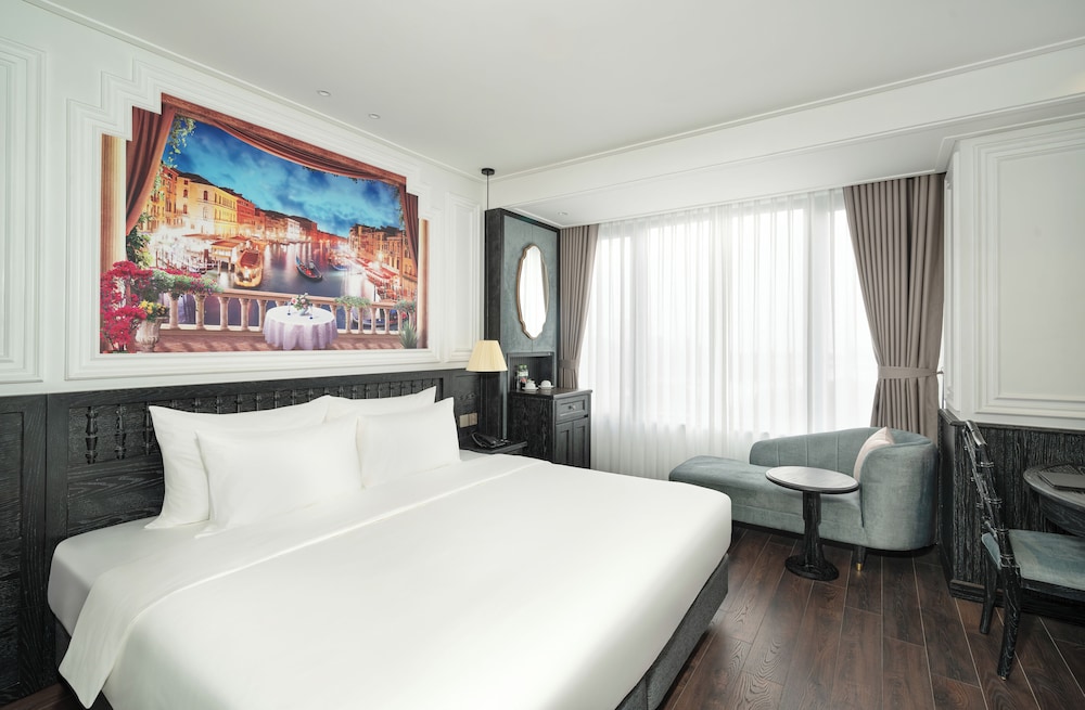 Luxe Paradise Premium Hotel