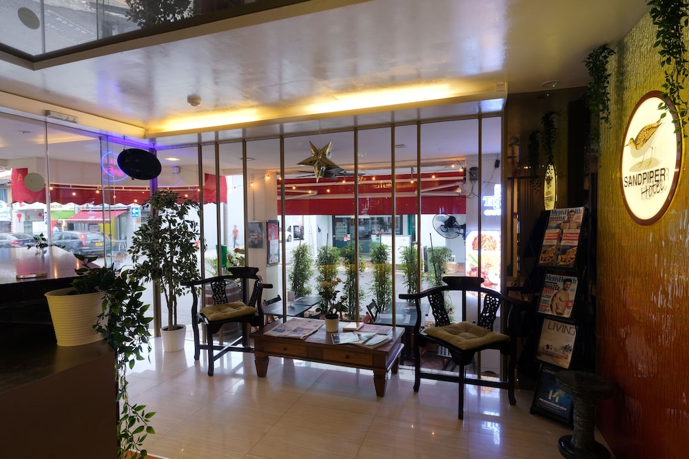 Sandpiper Hotel