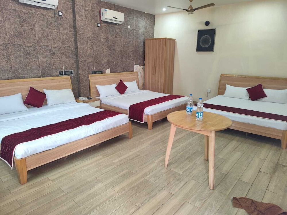 COASTAL GRAND LA FLORA  BEACH  RESORT 
