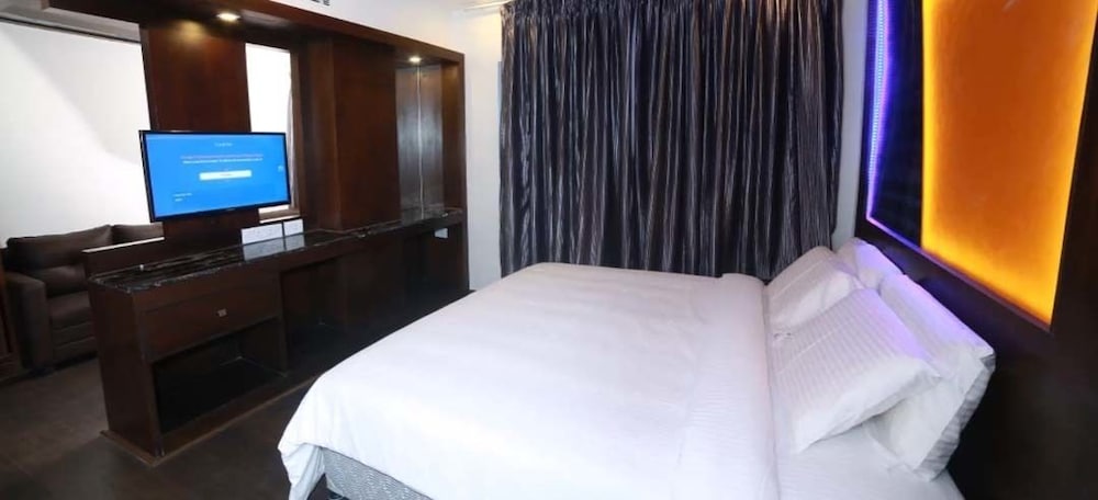 Hotel M Grand