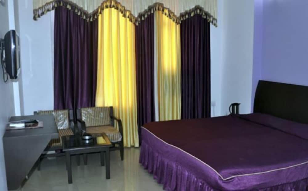Hotel Bhargav