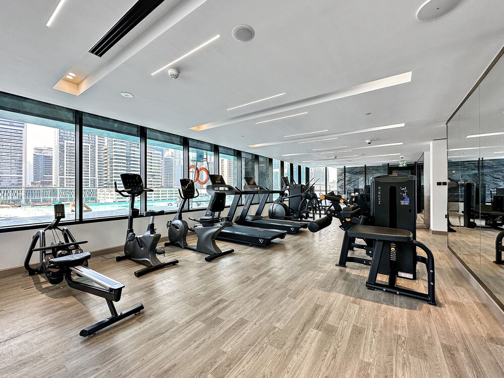 WelHome - Contemporary 1BR in Binghatti Canal & Burj Views