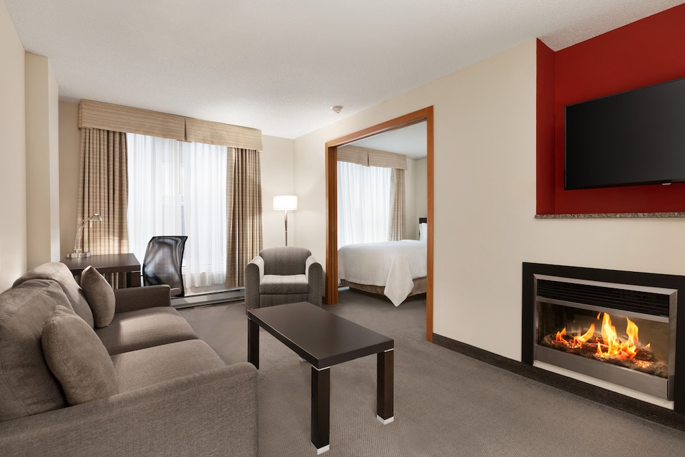 Embassy Suites by Hilton Montreal