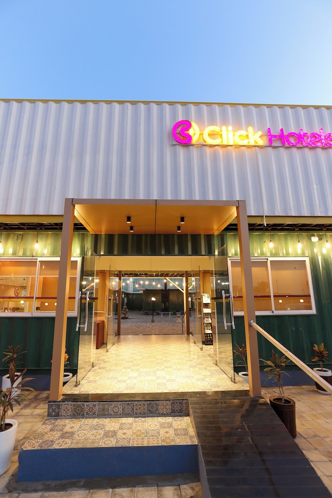 Click Hotel Mundra