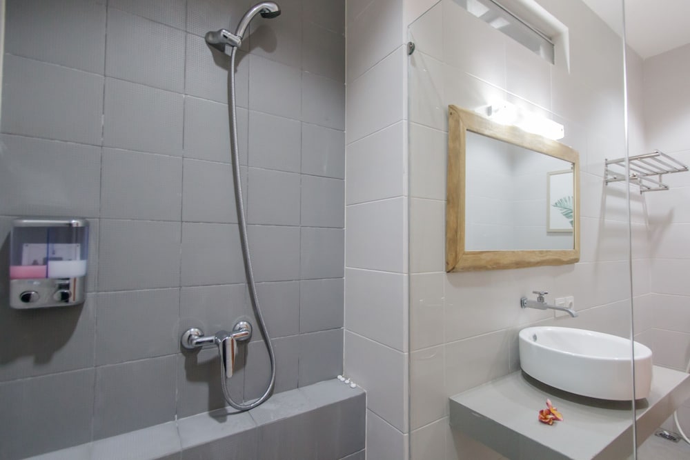 The Jero 18 Kuta Guest House