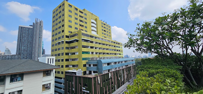 Hyatt Place Bangkok Sukhumvit 1