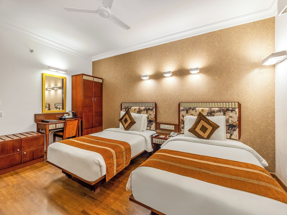 Hotel Nami Residency