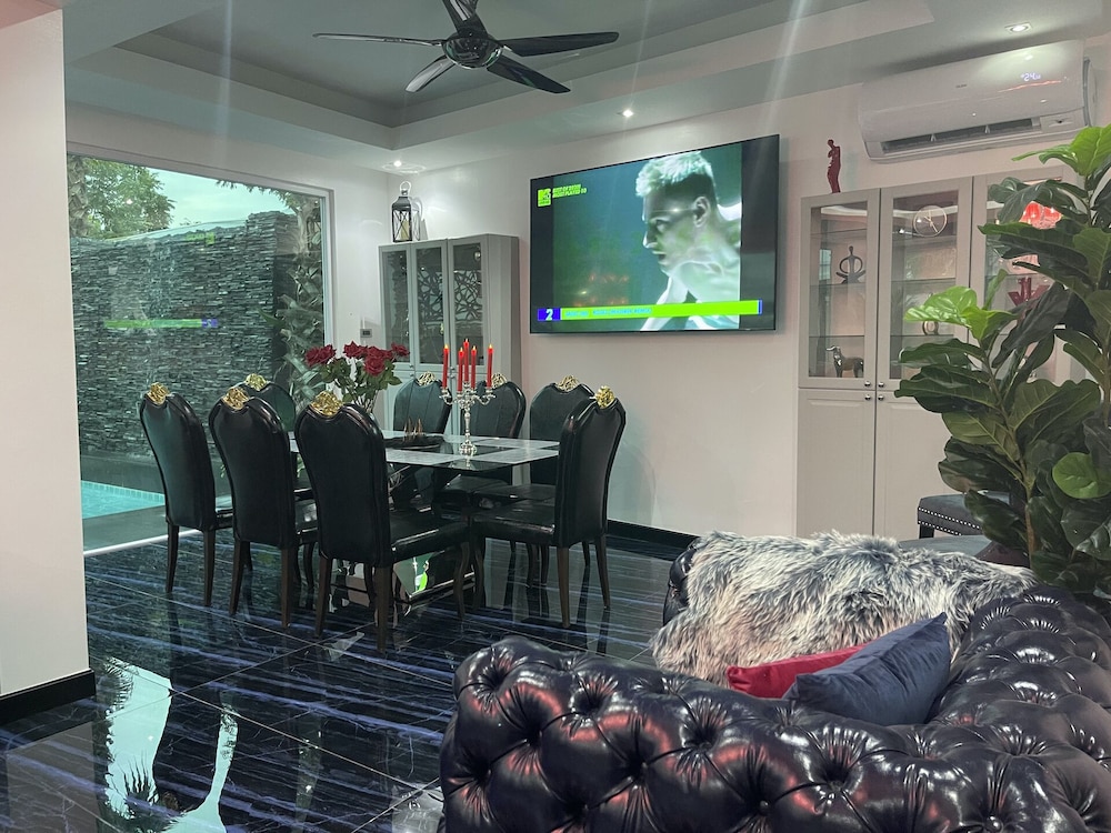 Premium Pool Villas Pattaya