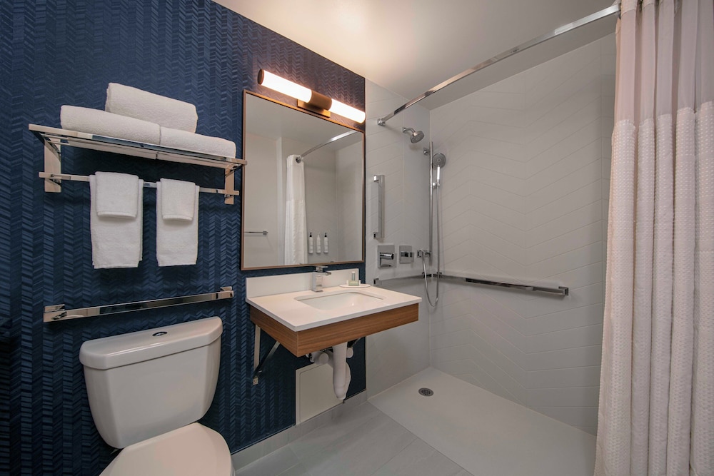 Fairfield Inn by Marriott JFK Airport