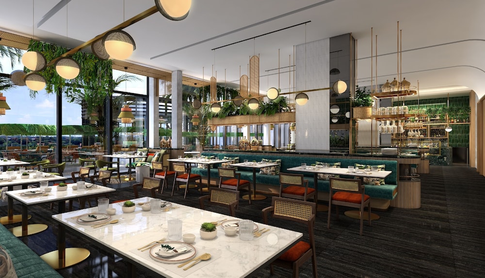 Momentus Hotel Alexandra