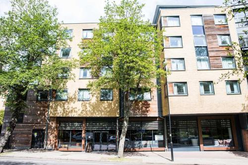 Modern Studios and Private Bedrooms with Shared Kitchen at Chapter Islington in London