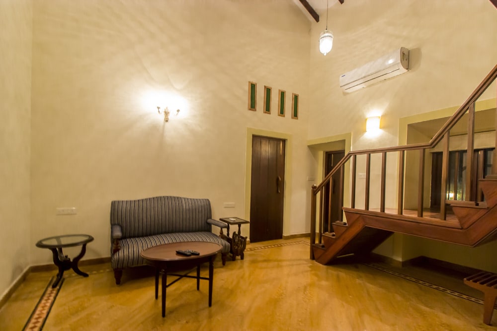 ACCOVAH Casa Tina