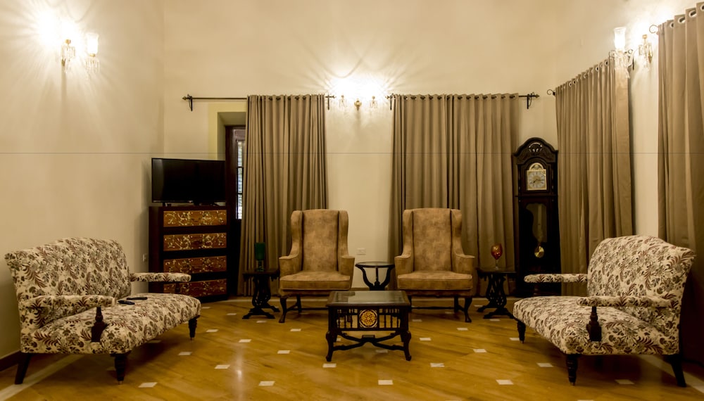 ACCOVAH Casa Tina