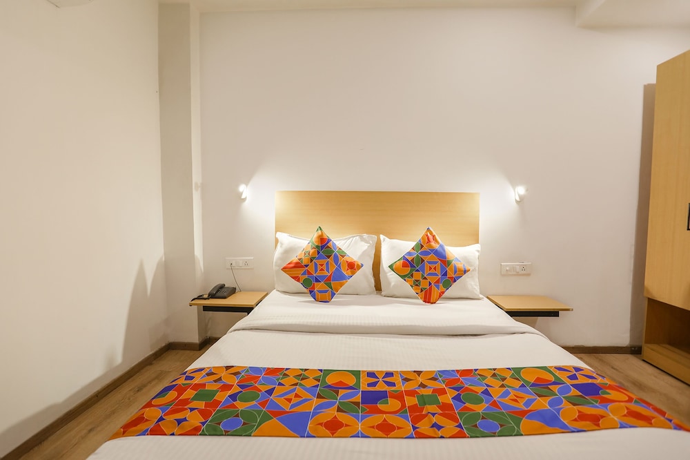 FabHotel Golden World
