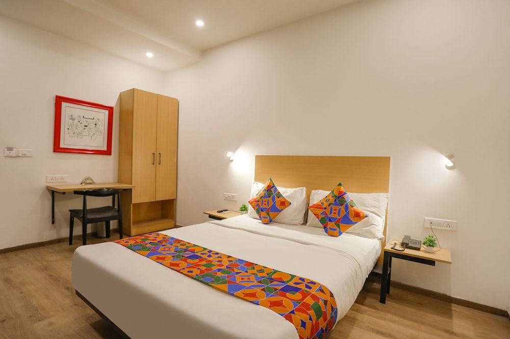 FabHotel Golden World