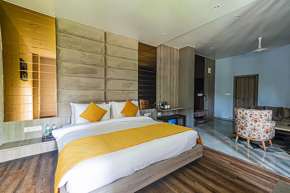 Regenta Inn Sambalpur, Farm Road