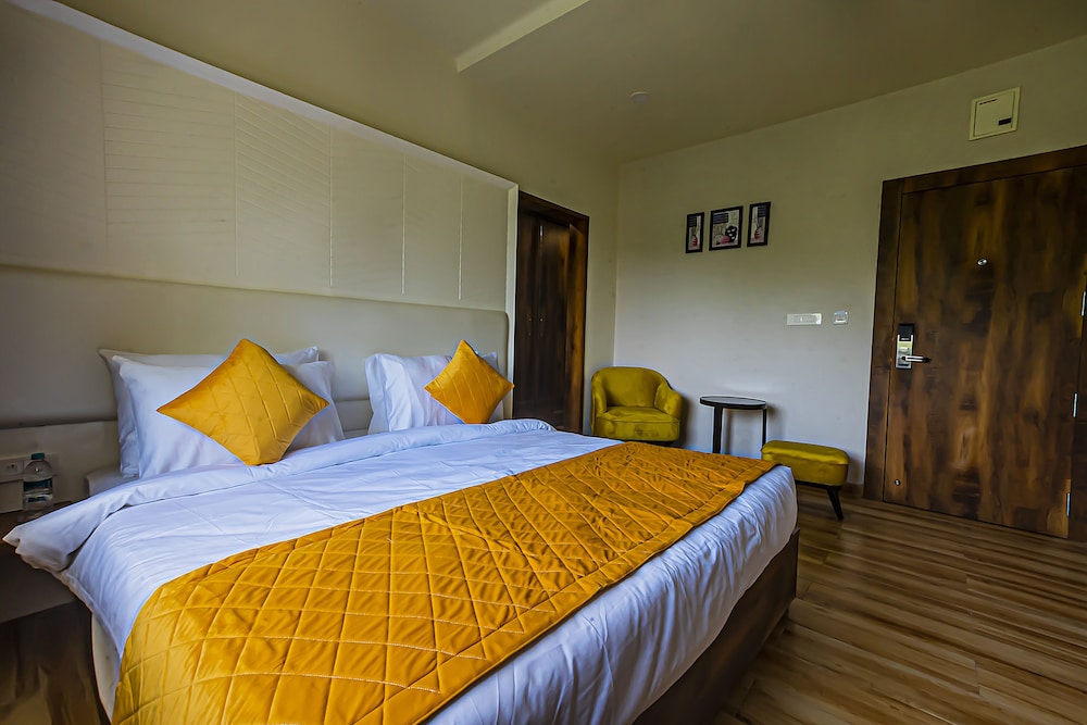 Regenta Inn Sambalpur, Farm Road