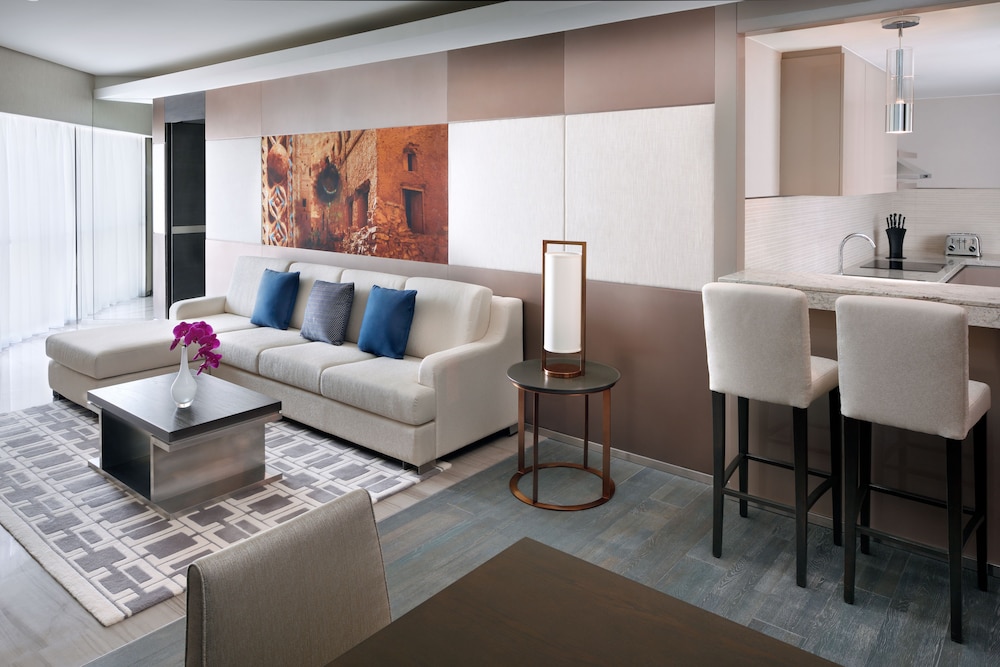 Hyatt Regency Dubai Creek Heights Residences