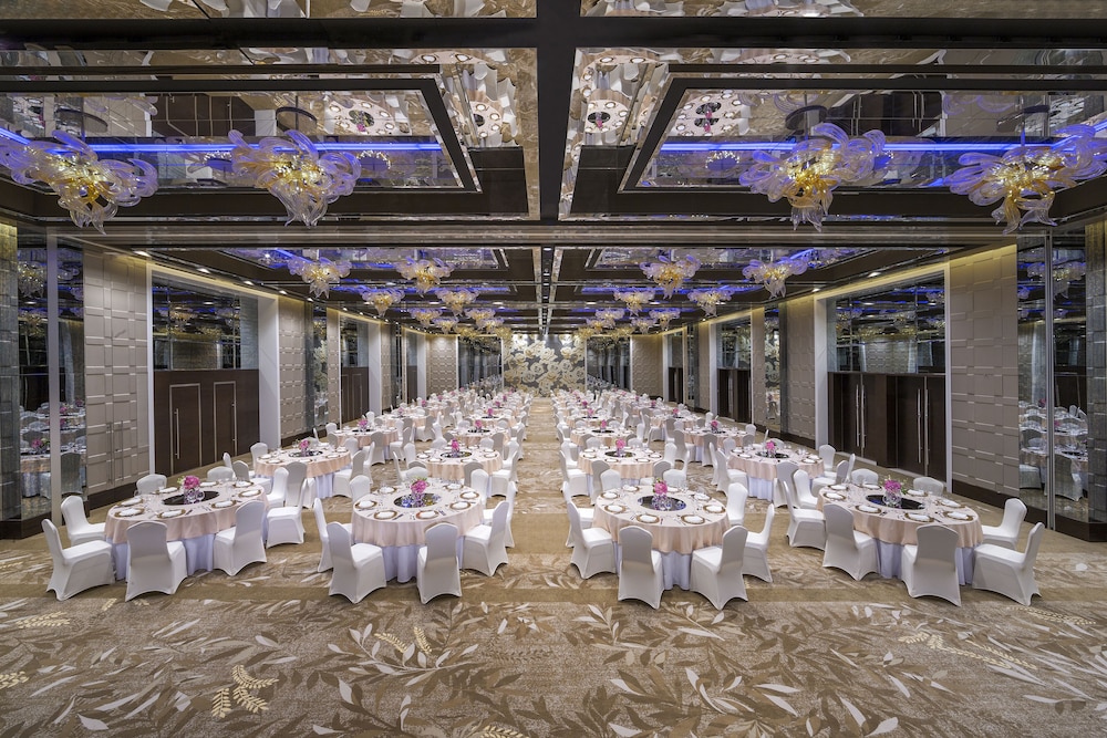 Hyatt Regency Dubai Creek Heights Residences