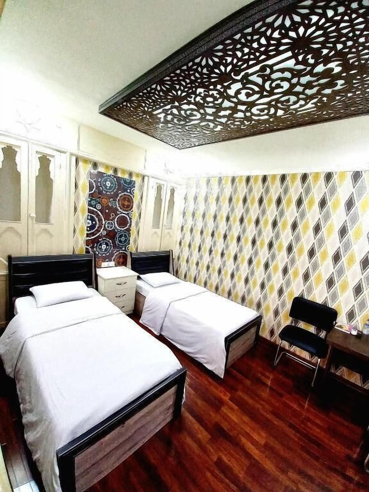 Colibri traditional hotel