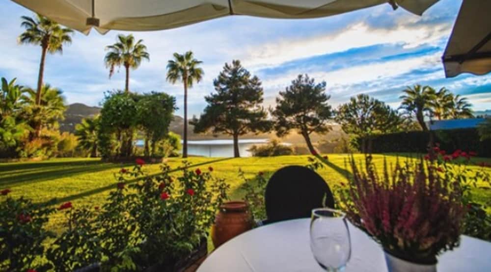 B bou Hotel La Viñuela & Spa