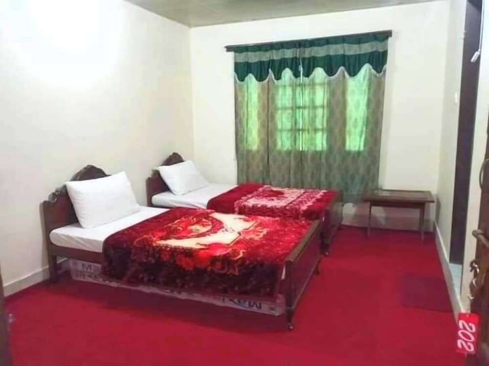Royal Galaxy Hotel And Restaurant Skardu