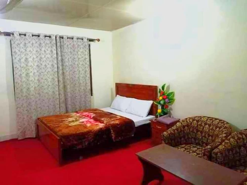 Royal Galaxy Hotel And Restaurant Skardu