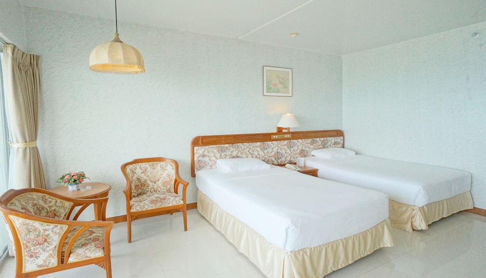 Pattaya Park Beach Resort