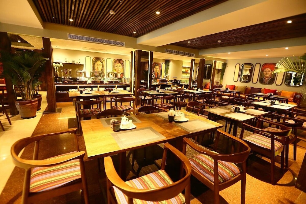 Au Lac Legend Hotel