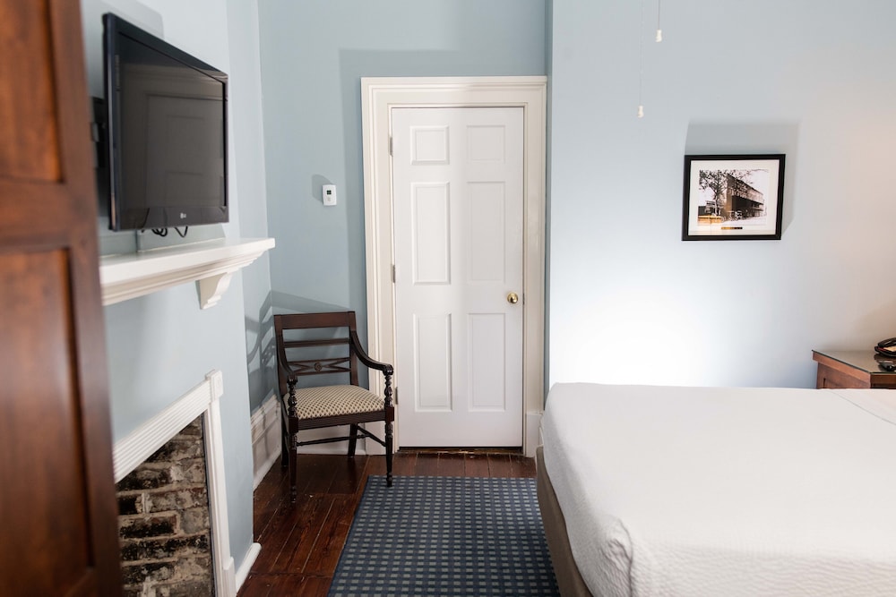The Marshall House, Historic Inns of Savannah