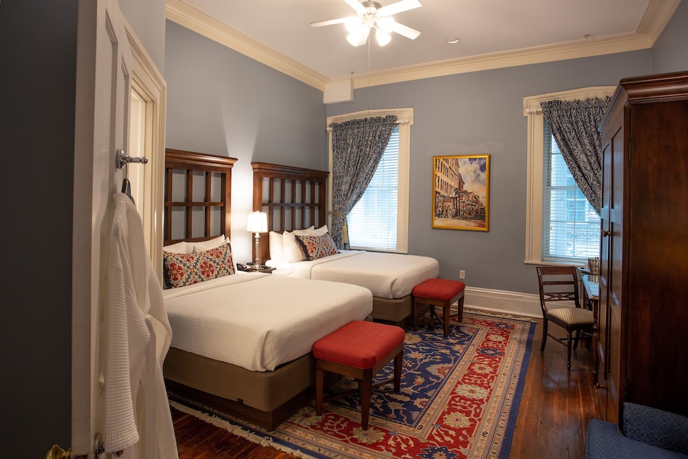 The Marshall House, Historic Inns of Savannah