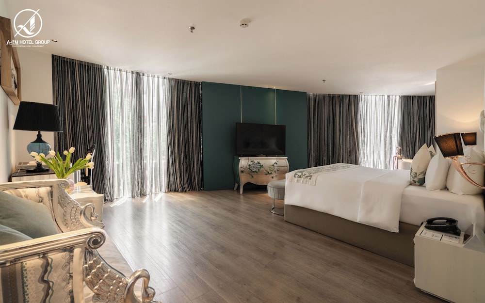 A & Em Saigon Hotel
