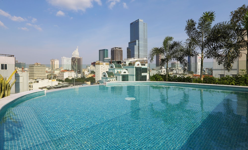 A & Em Saigon Hotel