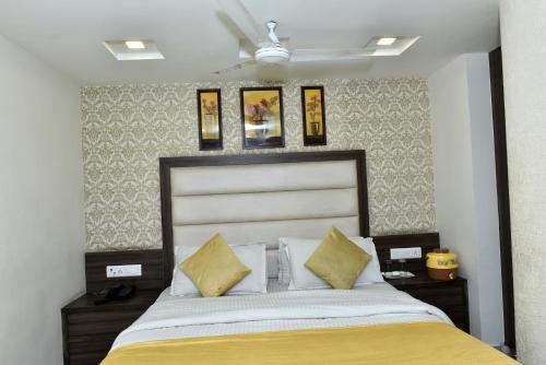 Hotel Shobhna Palace