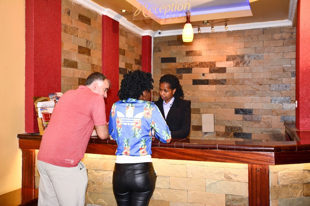 Seasons Airport Hotel