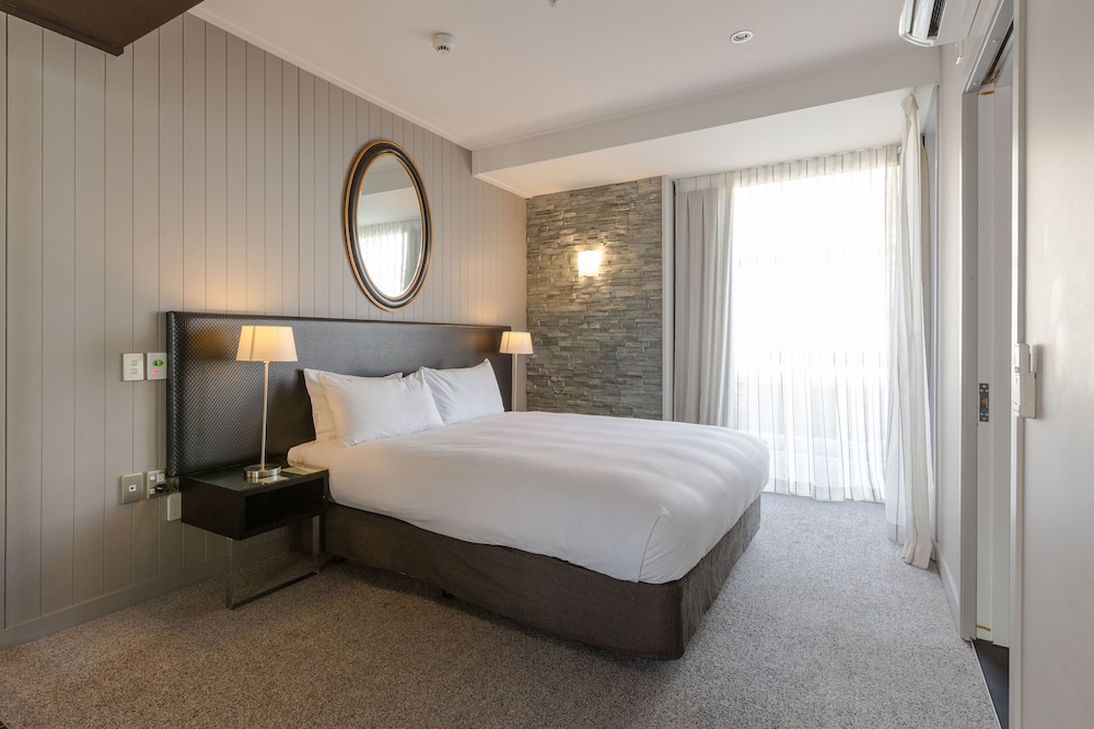 DoubleTree by Hilton Queenstown