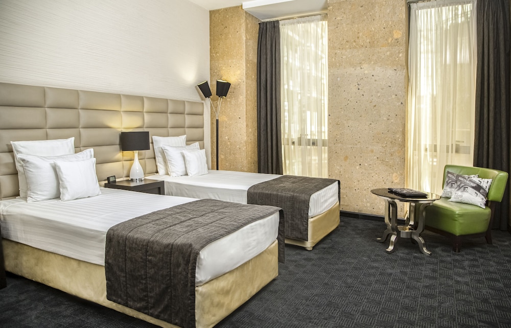 North Avenue by Stellar Hotels