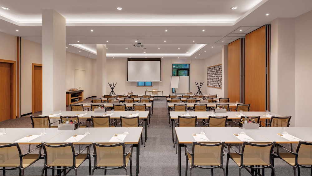 Holiday Inn Frankfurt - Alte Oper by IHG