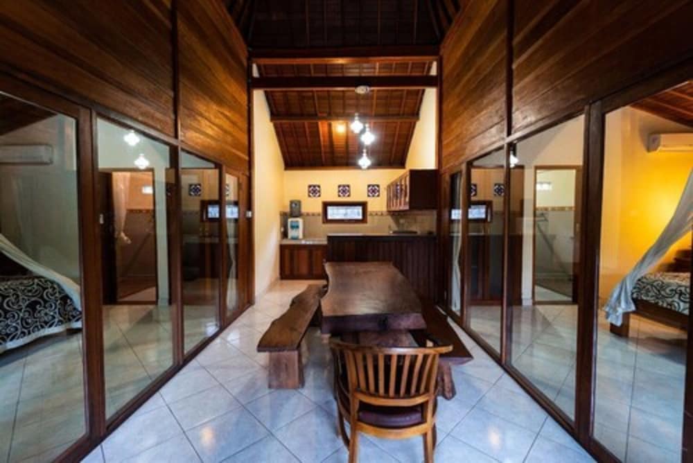Sari Bamboo Villas