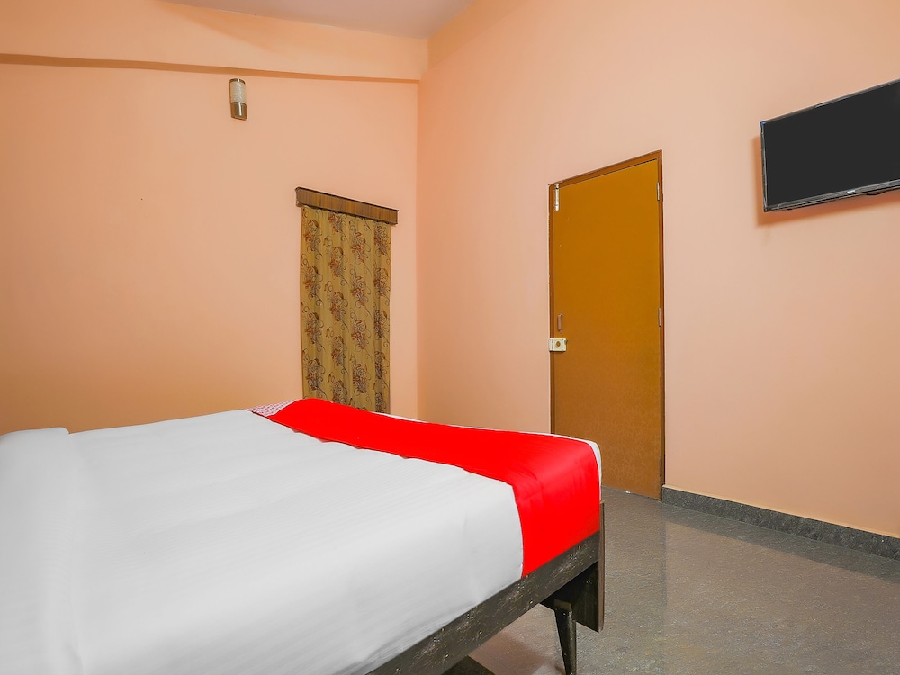 OYO 37494 Ma Micky Guest House
