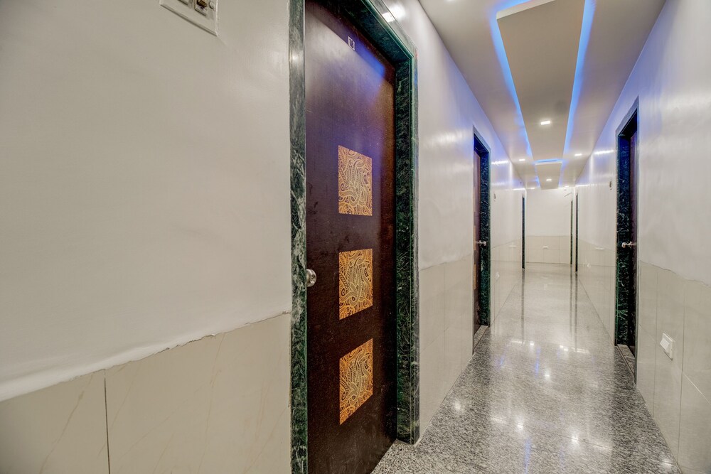 Super Hotel O Chennai Central Railway Station Formerly Annakilly Tower Guest House