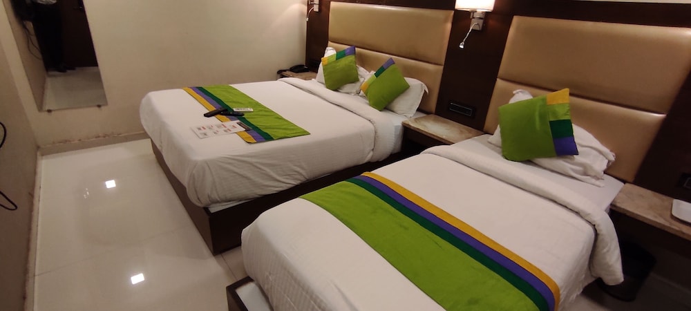 OXFORD HOTEL