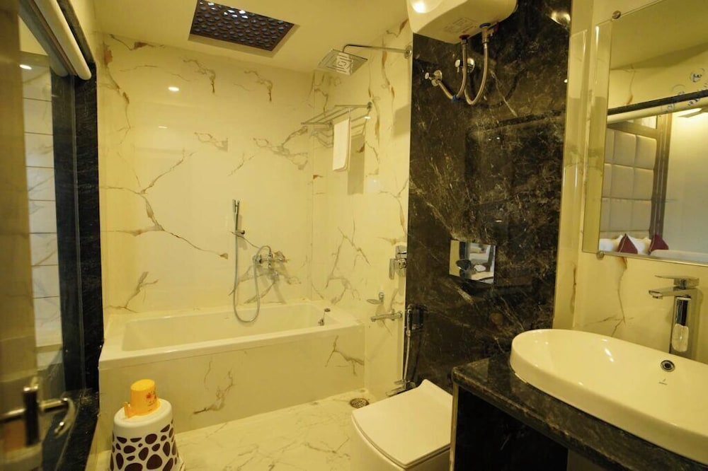 Lipi Resort and Spa